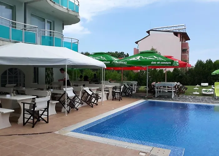 Отель Sunset 3*